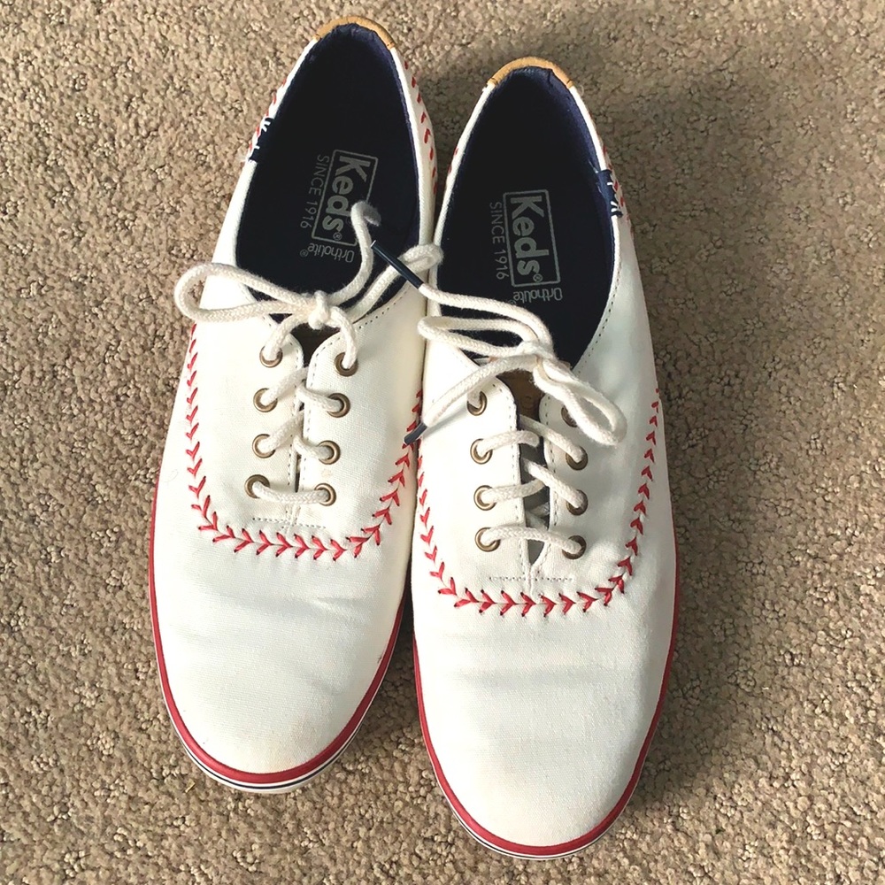 Baseball stitch keds, size 8